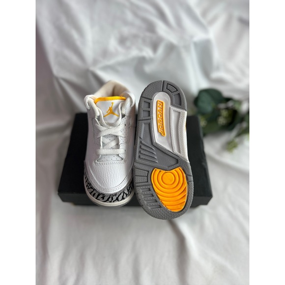 Toddler Air Jordan 3 Retro White Cement Yellow Baby Shoes TD 6c - Picture 5 of 10